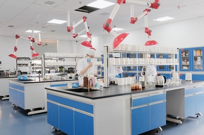 戰(zhàn)略升級 產(chǎn)融結(jié)合丨華寶股份高層深入嘉品嘉味集團(tuán)現(xiàn)場實地調(diào)研技術(shù)開發(fā)